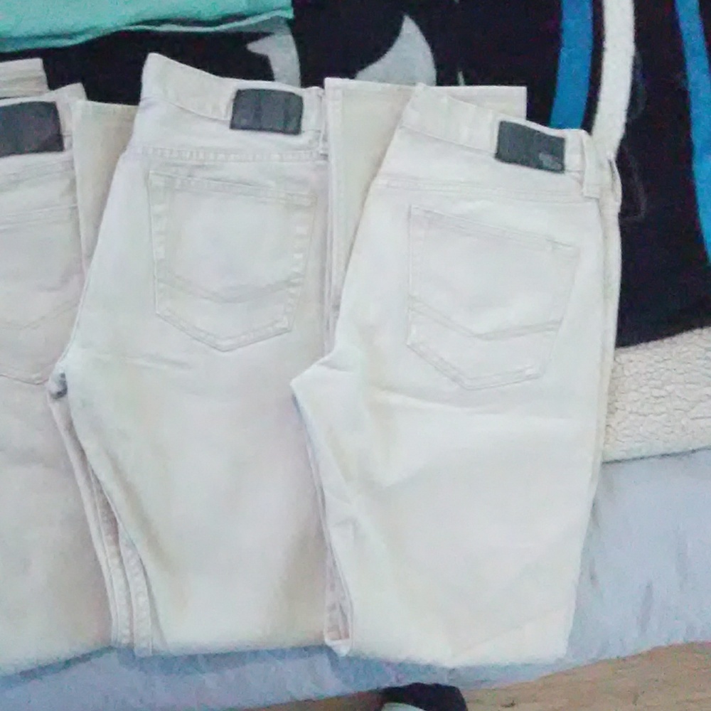 3 pairs of bullhead kakhi pants